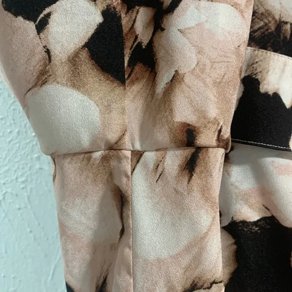 Calvin Klein Button Up Roll Tab Long Sleeves - Picture 2 of 8